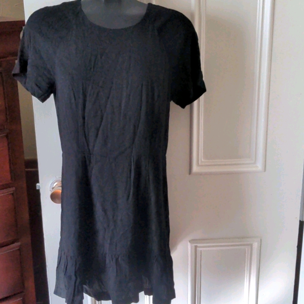 Black Short sleeve dress love 21